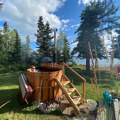 Stanza di sauna di Cedar Wood Hot Tub Steam con la stufa bruciante di legno