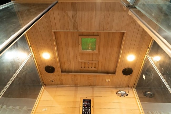 Un vapore tradizionale di legno dell'interno splendido di 3 persone e sauna infrarossa combinati
