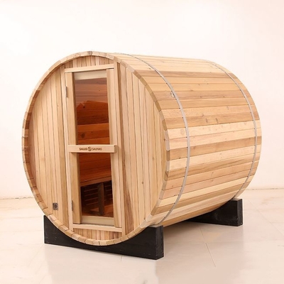 Sauna di legno asciutta del barilotto del vapore saturo della persona del radiatore 2 della stufa 4.5KW all'aperto