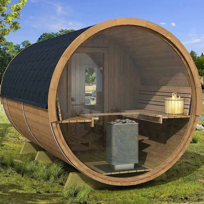 Vista panoramica Legno massello Barile di vapore esterno Sauna si riscalda rapidamente